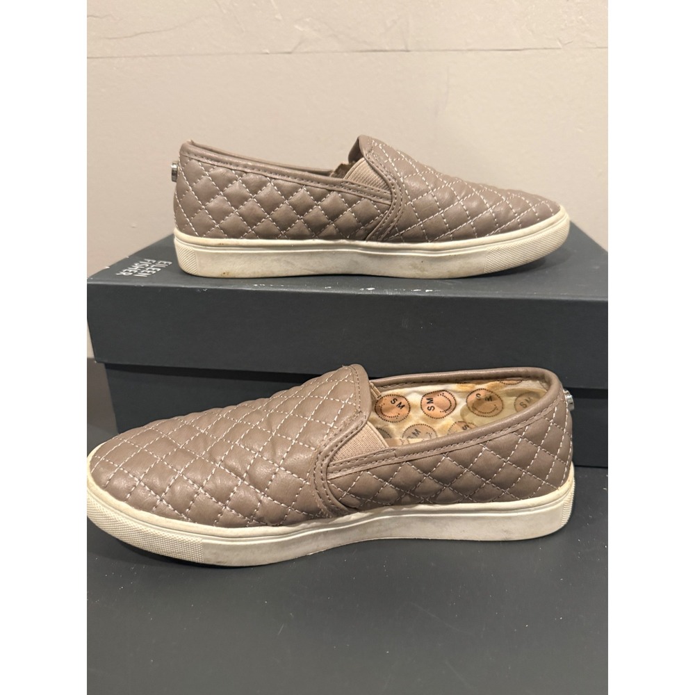 Steve Madden Quilted Slip On Sneakers Taupe Size 4 Kids Youth